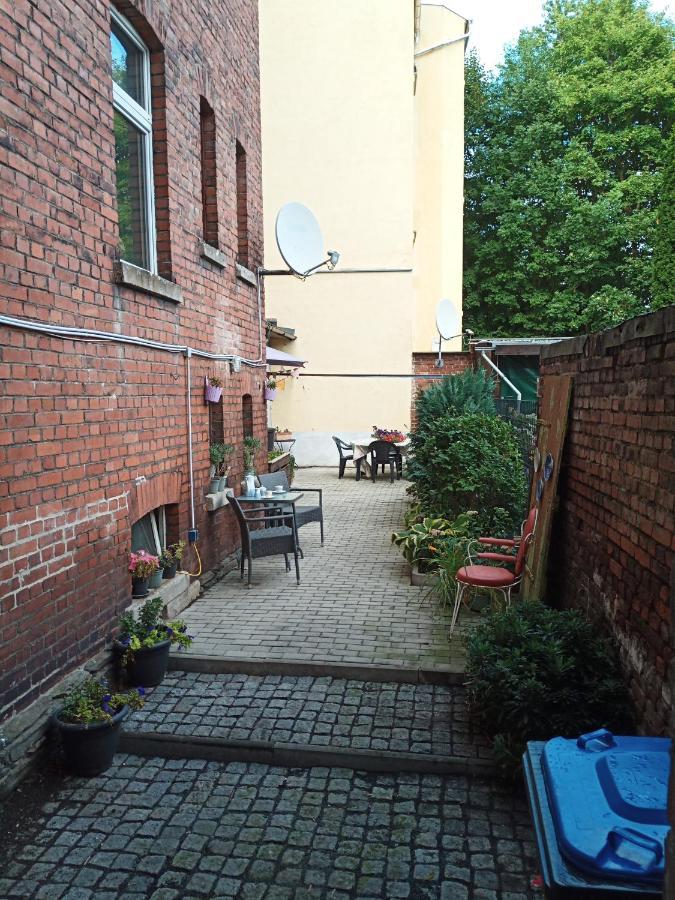 Zur Friedrichsruh Bed & Breakfast Oelsnitz  Exterior photo